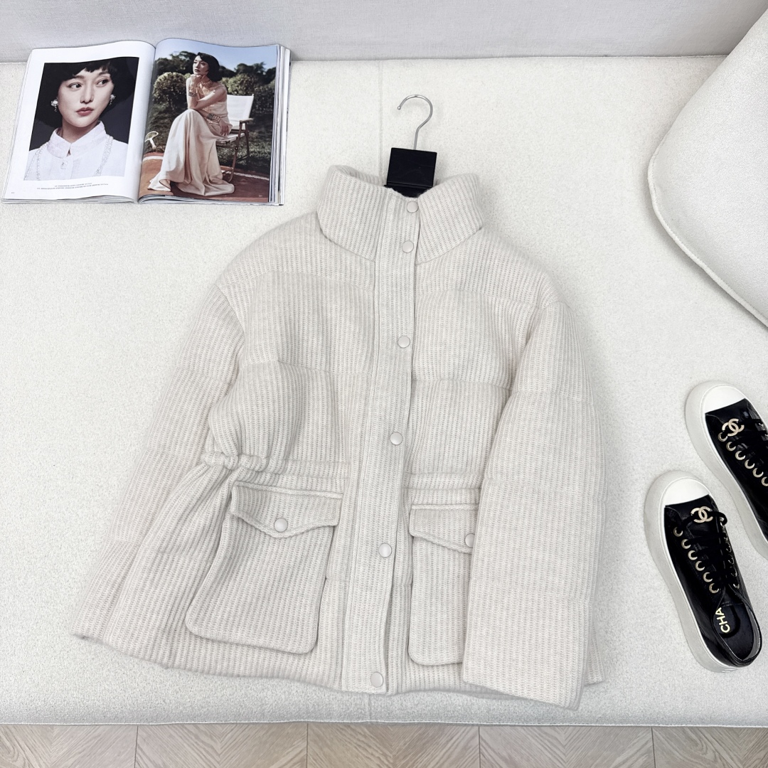 Luxury Cashmere Down Jacket with Drawstring Waist - Elegant Winter Style 8 cmp a1758467571270 2317