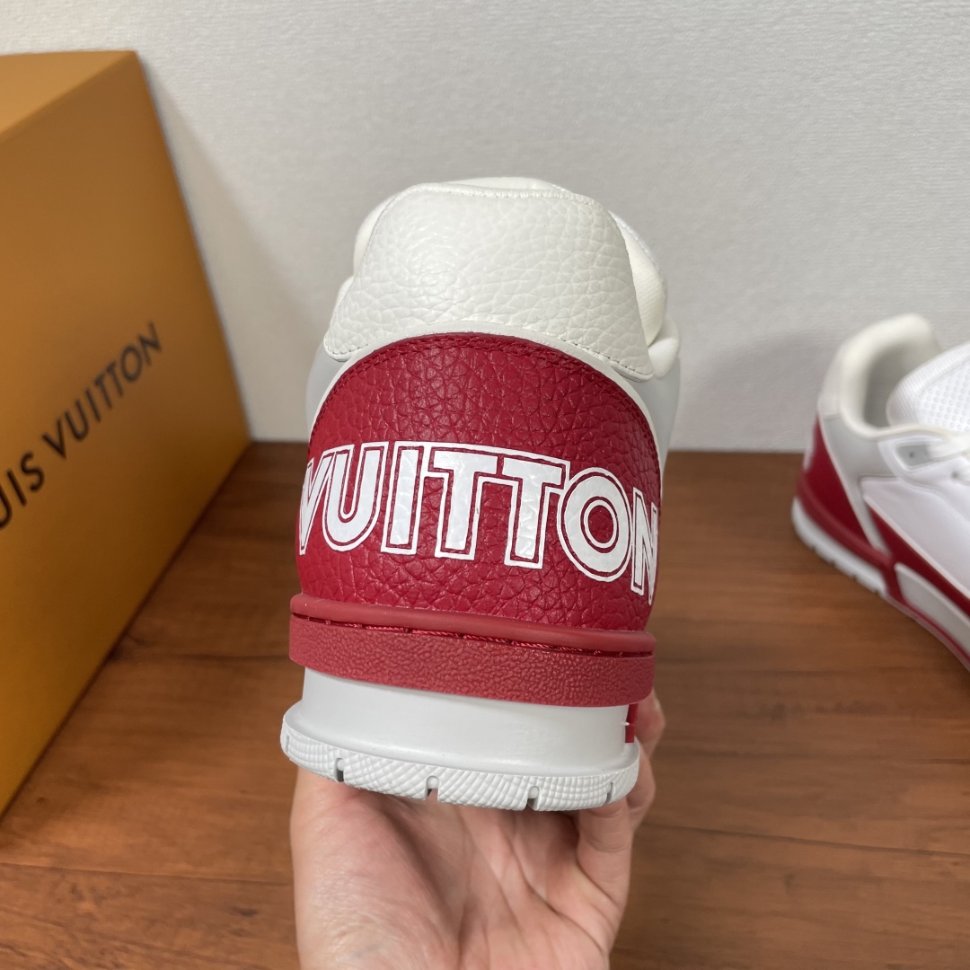 Louis Vuitton Trainer Sneakers in White and Red Leather, Size 39-44 6 cmp i1742039255850 1085 0 4