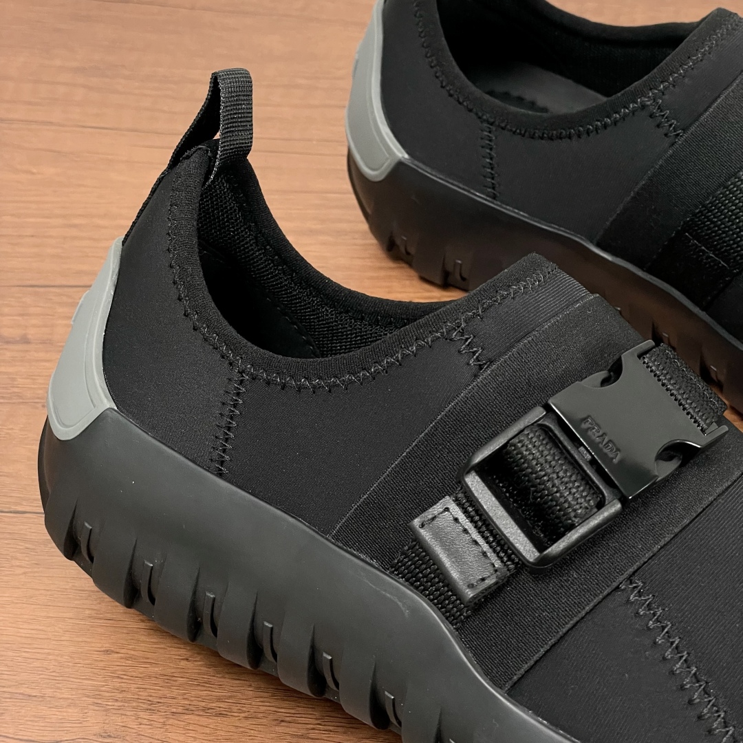 Código: YS002838PRADA/Prada New Men's Nylon Fabric SneakersEstas zapatillas deportivas son una mezcl
