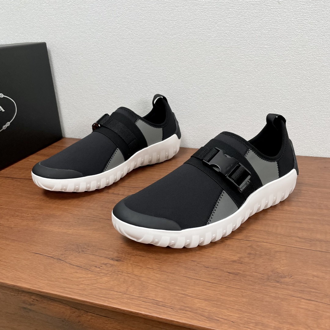 Código: YS002838PRADA/Prada New Men's Nylon Fabric SneakersEstas zapatillas deportivas son una mezcl