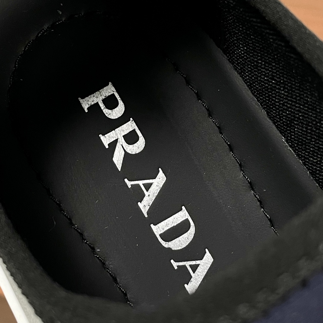 Código: YS002838PRADA/Prada New Men's Nylon Fabric SneakersEstas zapatillas deportivas son una mezcl