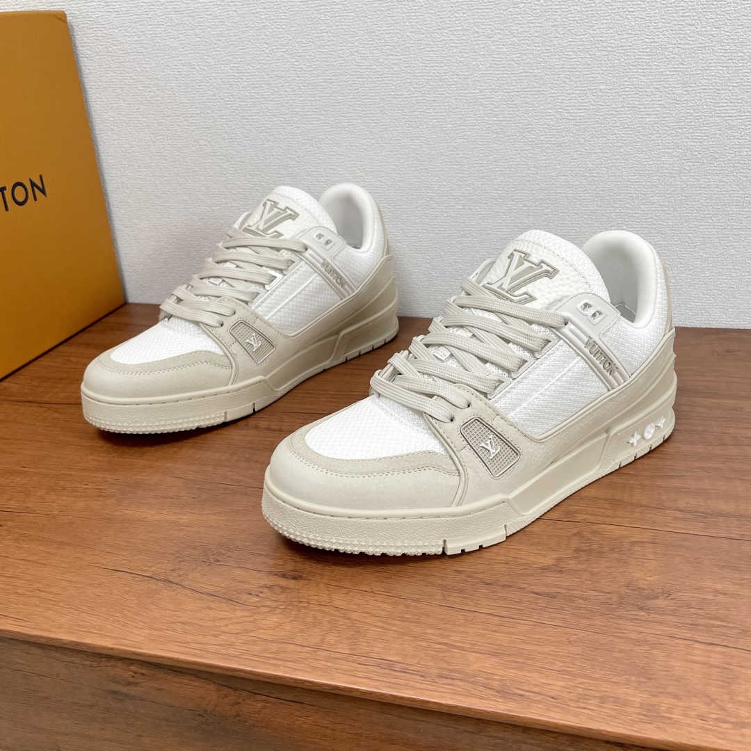 Louis Vuitton Trainer Sneakers Mesh and Leather White/Beige- Tone 2 cmp i1748435991383 2477 0 0
