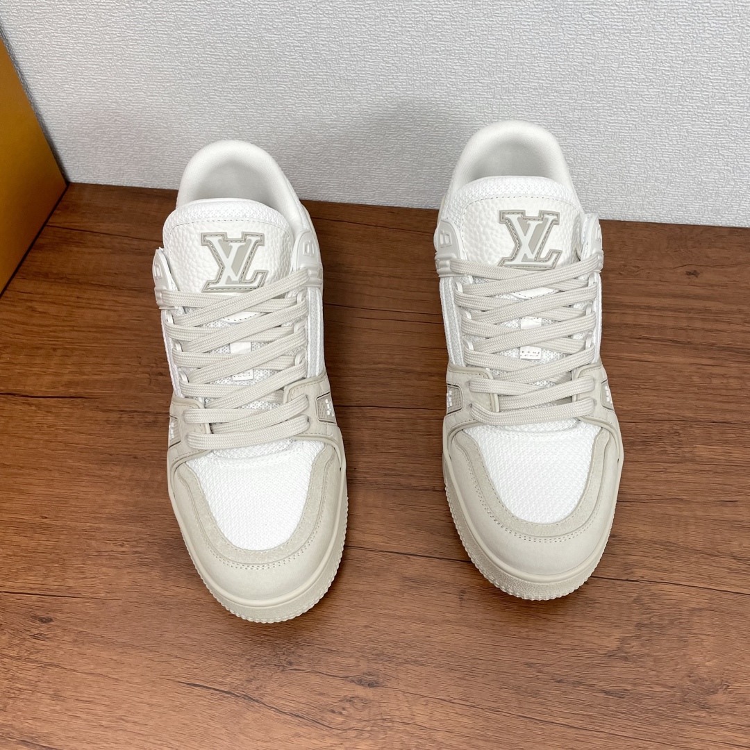 Louis Vuitton Trainer Sneakers Mesh and Leather White/Beige- Tone 3 cmp i1748435995643 4081 0 1