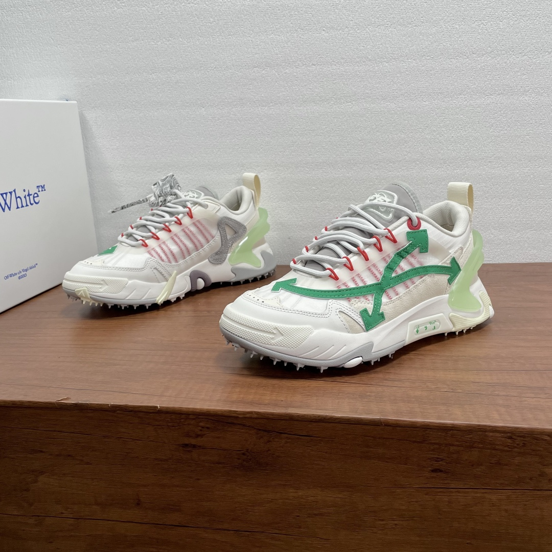 NO:780110,Off-White ODSY - sneakers for couples. Retro-futuristic design, multi-material stitching upper, 'ODSY-' logo on the side of the shoe, transparent TPU on the heel, full of layering, and eye-catching details. The outsole is made of EVA and rubber, which is cushioning and comfortable. It is OK for daily wear or walking for a long time! Street fashion style, great style with loose clothing, a must-have item for fashion personality!  Comes with original box and dust bag!  Code number 36-37-38-39-40-41-42-43-44-45-46-47,,off white,sneakers19860909Off-White ODSY-情侣款运动鞋 复古未来感设计,多材质拼接鞋面,鞋侧'ODSY-'标识,后跟透明TPU,层次感满满,细节超吸睛.大底EVA和橡胶材质,缓震舒适,日常穿搭或长时间行走都很OK!街头潮流风,搭配宽松服饰超有范,时尚个性必备单品！配原盒包装防尘袋！ 码数36-37-38-39-40-41-42-43-44-45-46-47,,off white,sneakers,Men's shoes