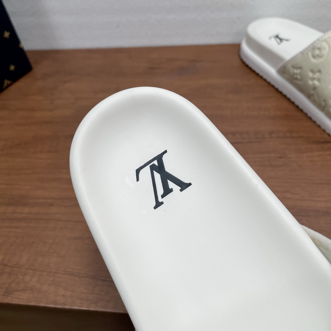루이비통 신발 135787 Louis Vuitton Shoes 썸네일 이미지