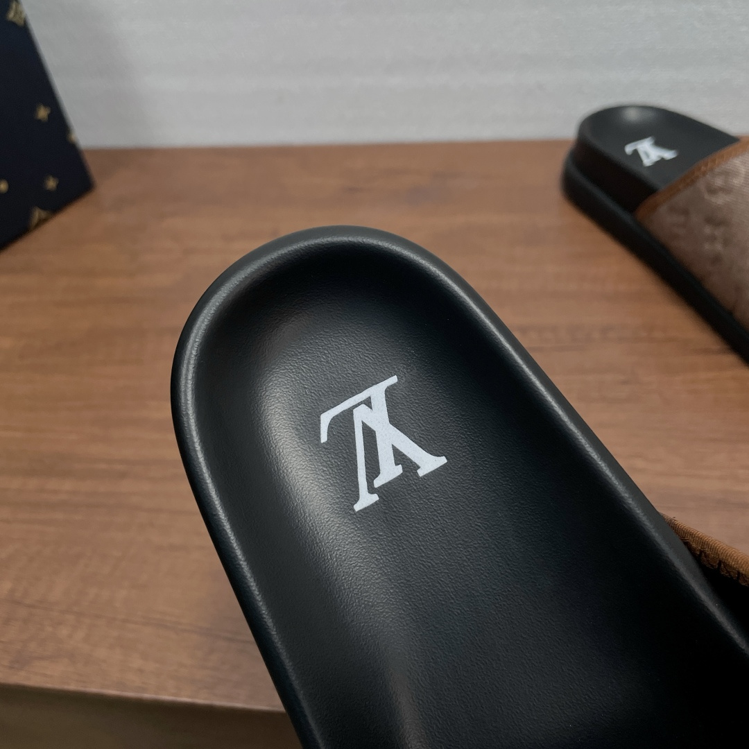 루이비통 신발 135785 Louis Vuitton Shoes 썸네일 이미지