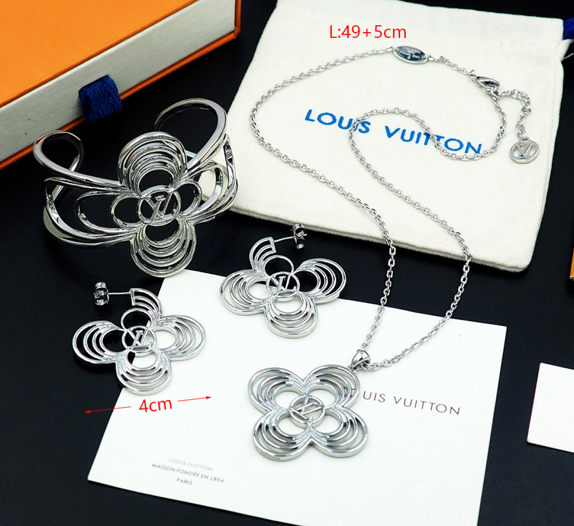 LV Breeze Jewelry Collection: Handcrafted Elegance Inspired by Nature. - 图片 1