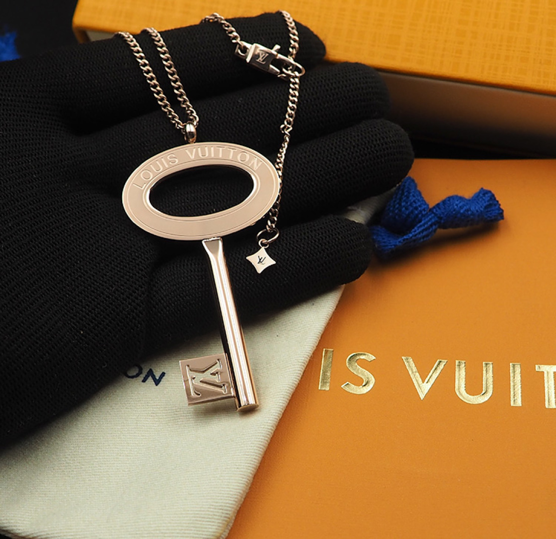路易威登 Louis Vuitton 高定典藏名品高定成衣时装外套连衣裙衬衫T恤 #D400CCFA 2