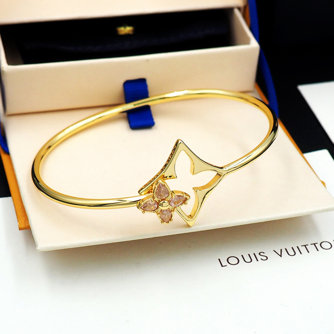 Fendi Haute Couture Haute Couture Fine Jewelry Necklace Bracelet Ring 6