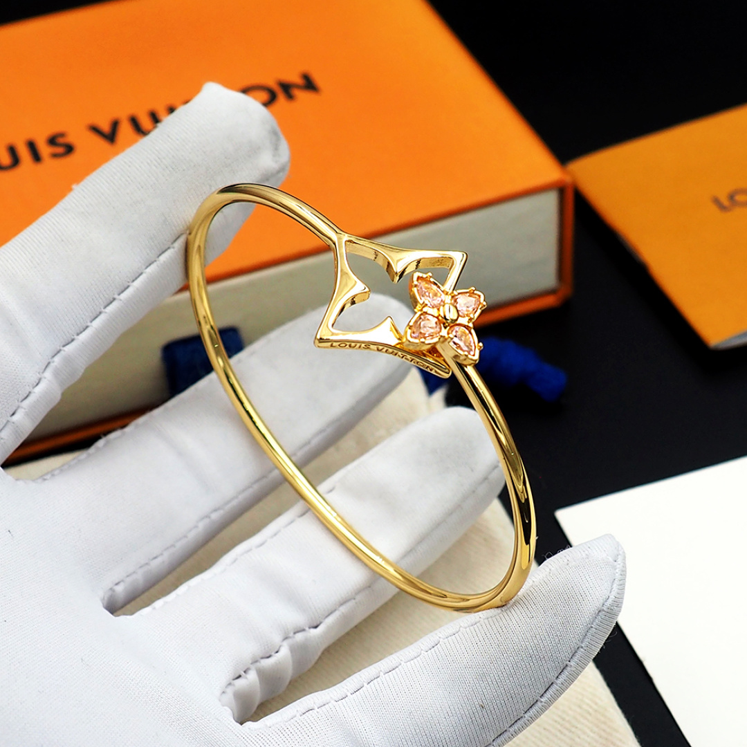 Fendi Haute Couture Haute Couture Fine Jewelry Necklace Bracelet Ring 7