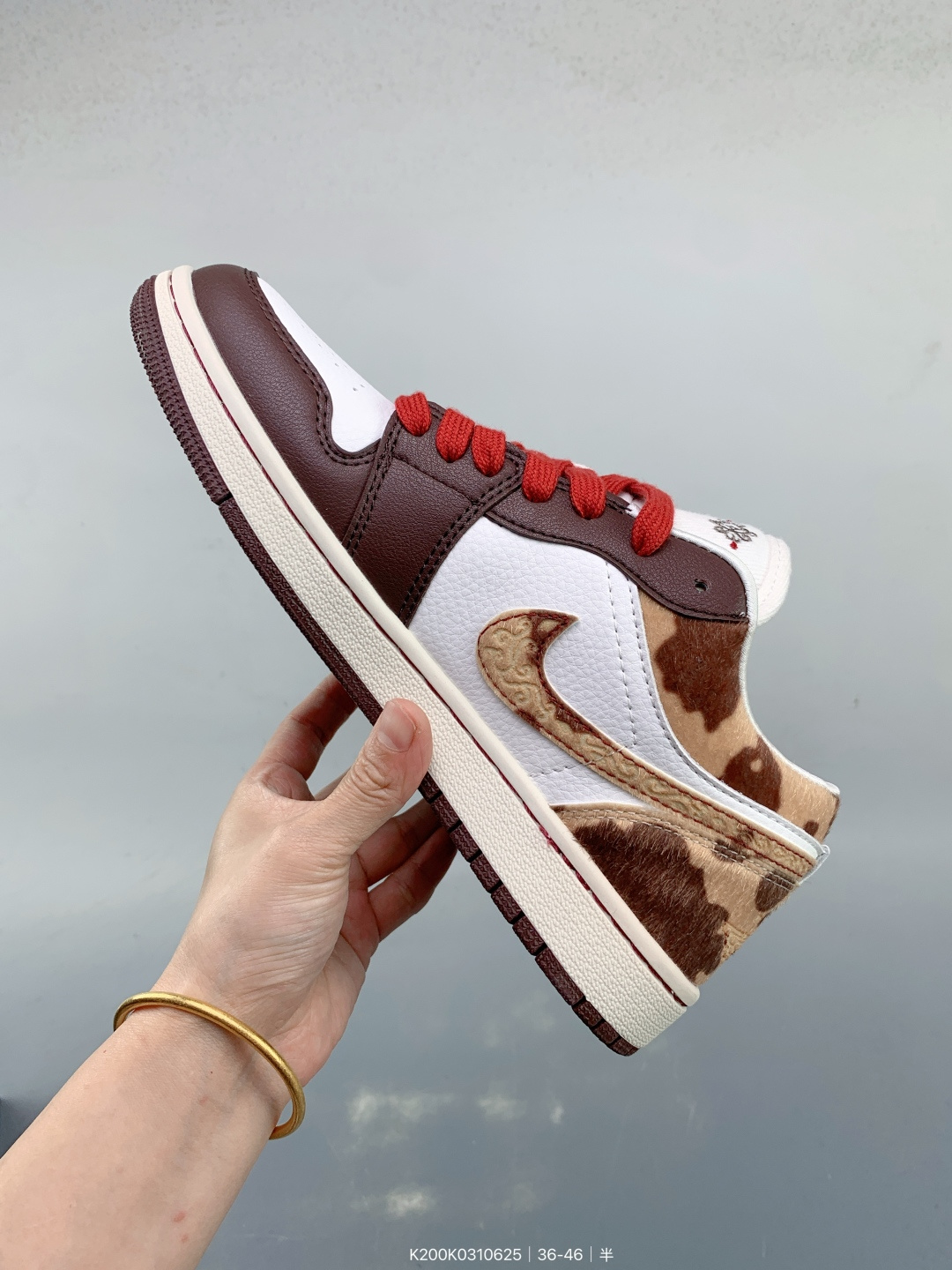 Nike Air Jordan 1 CNY, photo 2