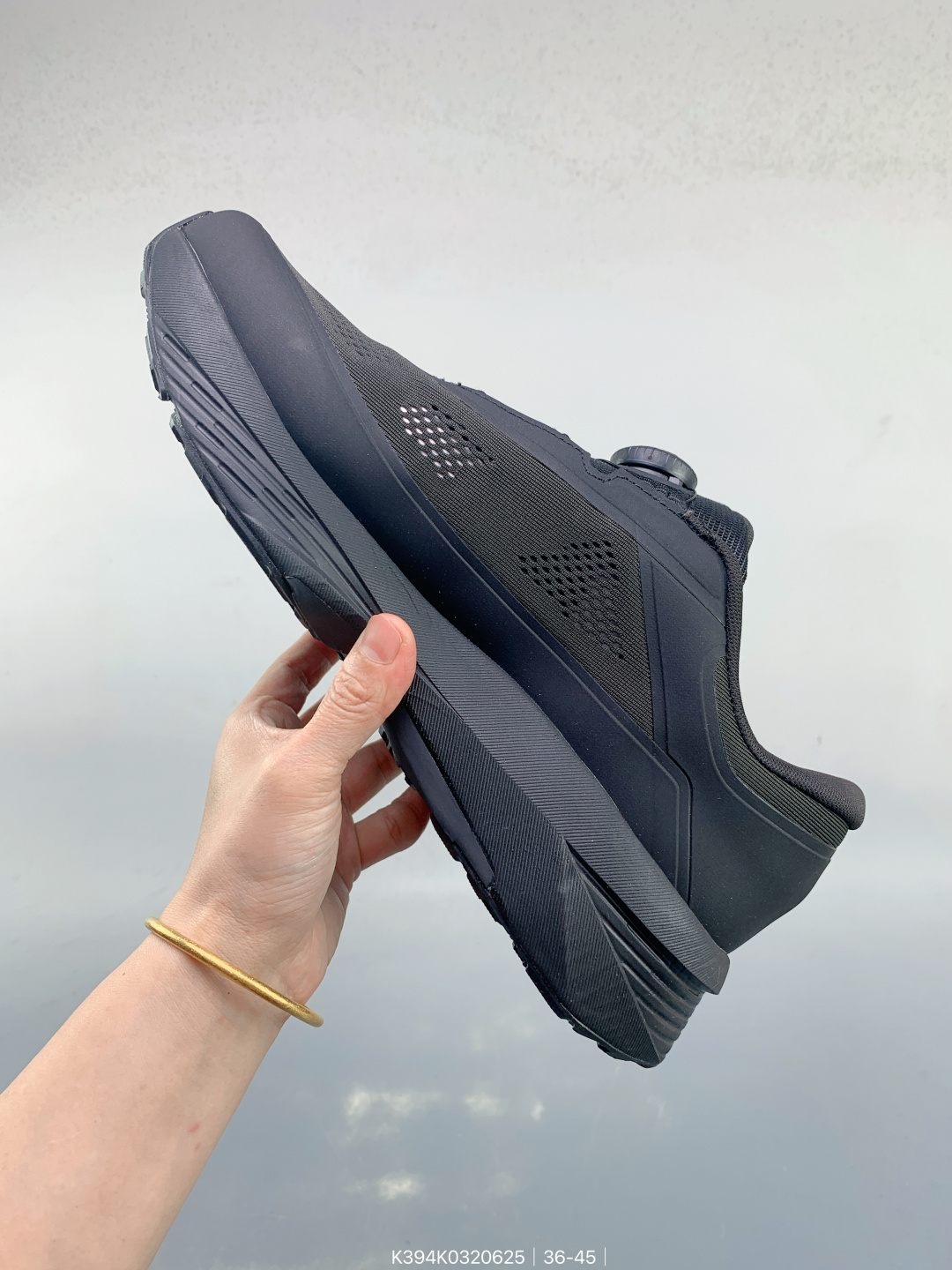 Running Running – K394K0320625, photo 2