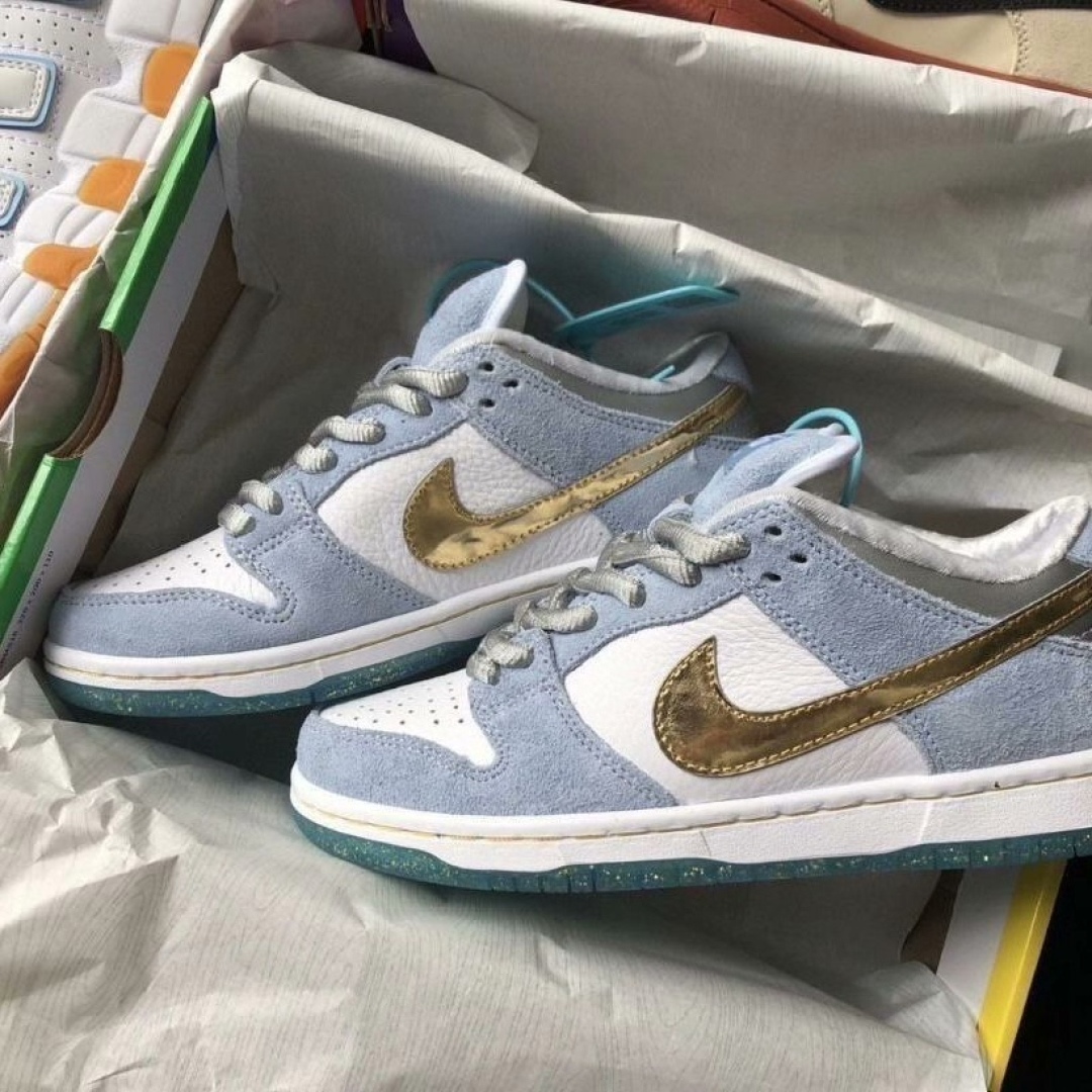 售价:43💰冰雪奇缘篇♻️严格筛选版(冬季限定版本)Nike Dunk 防滑|||耐磨 复古 运动 轻便 板鞋 SB/低帮/Sean Cliver联名/冰雪奇缘                                 
码数：36-44