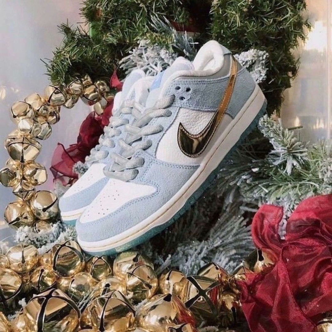 售价:43💰冰雪奇缘篇♻️严格筛选版(冬季限定版本)Nike Dunk 防滑|||耐磨 复古 运动 轻便 板鞋 SB/低帮/Sean Cliver联名/冰雪奇缘                                 
码数：36-44