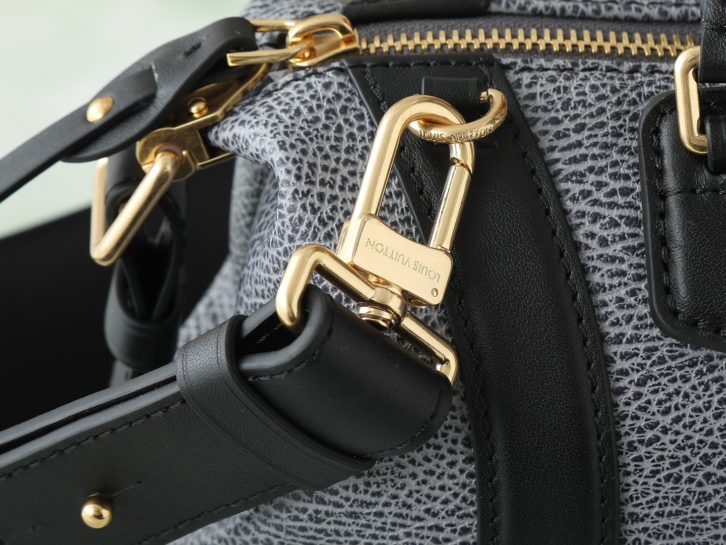 【顶级原单 独家实拍】M14702灰蓝 全皮机车包 LV Biker 小号手袋 M14514黑色 M14