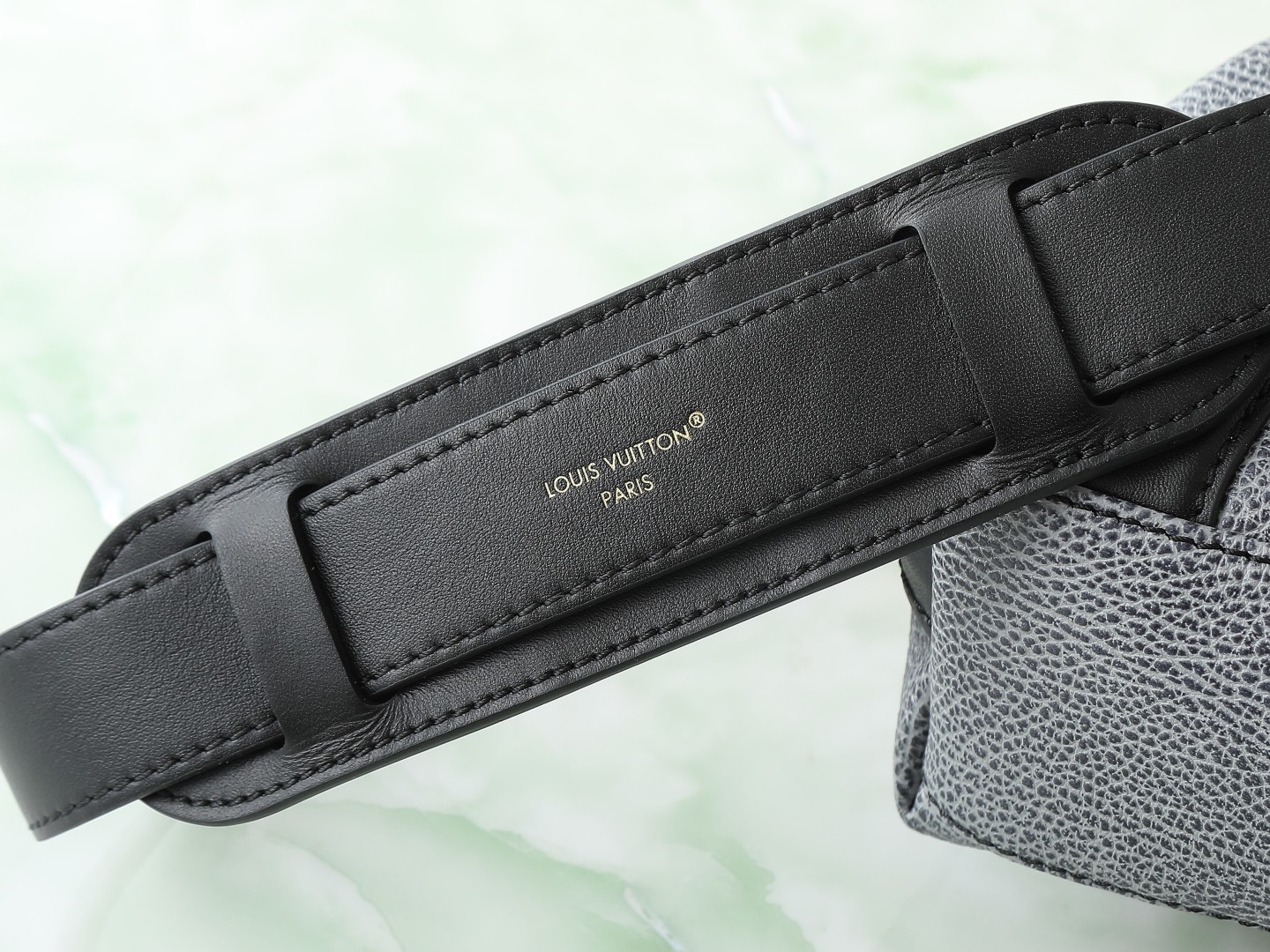 【顶级原单 独家实拍】M14702灰蓝 全皮机车包 LV Biker 小号手袋 M14514黑色 M14