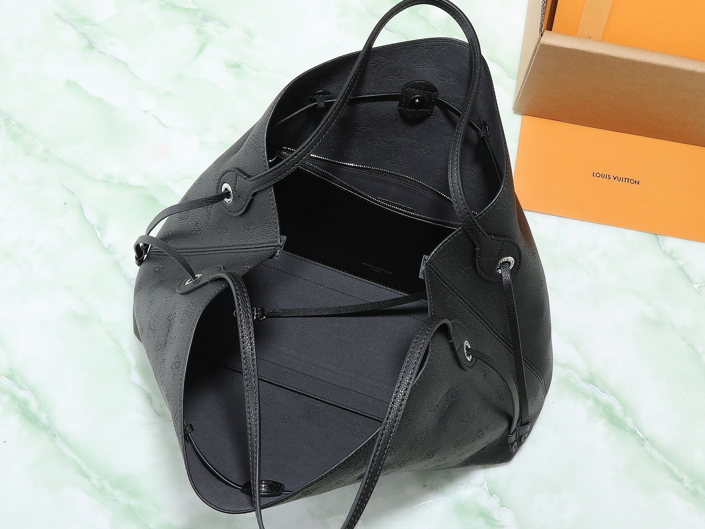 【顶级原单 独家实拍】M13179黑色 M13180灰色 顶级原单 动态163 Mahina系列欢迎Bo