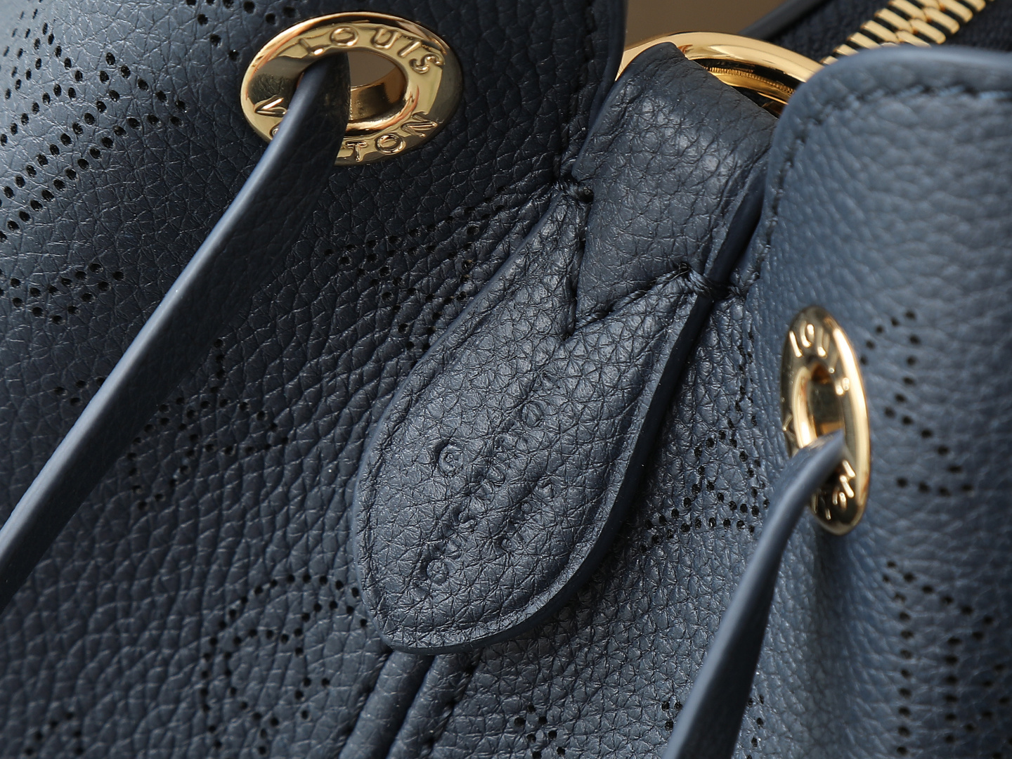 【顶级原单 独家实拍】M14316深蓝/镂空 全皮链条包手提包 Bella Tote Ys 手袋 本款