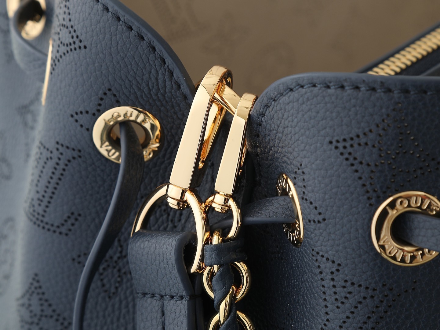 【顶级原单 独家实拍】M14316深蓝/镂空 全皮链条包手提包 Bella Tote Ys 手袋 本款