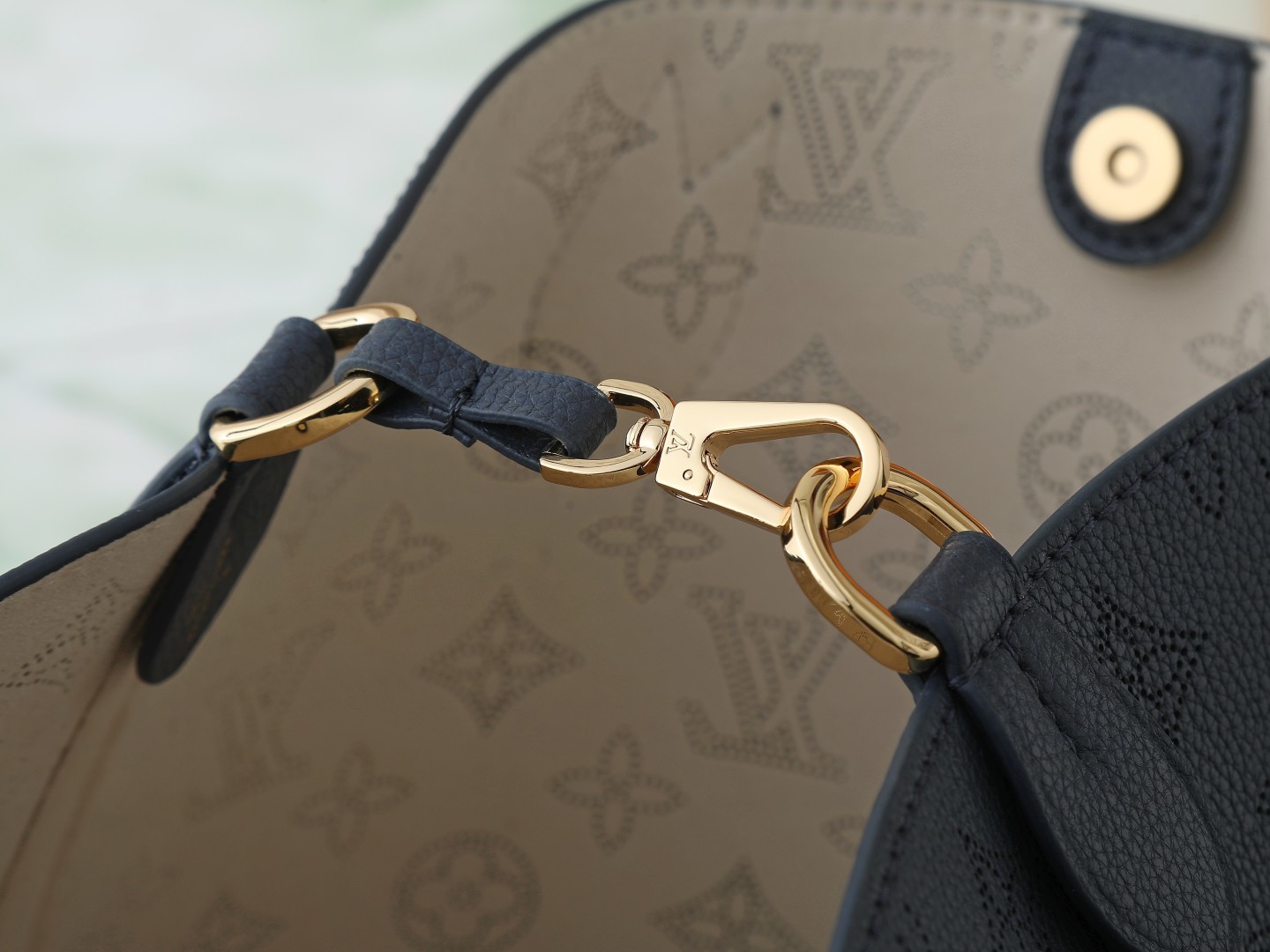 【顶级原单 独家实拍】M14317深蓝/镂空 全皮水桶包 Blossom Ys 小号手袋 本款 Blos