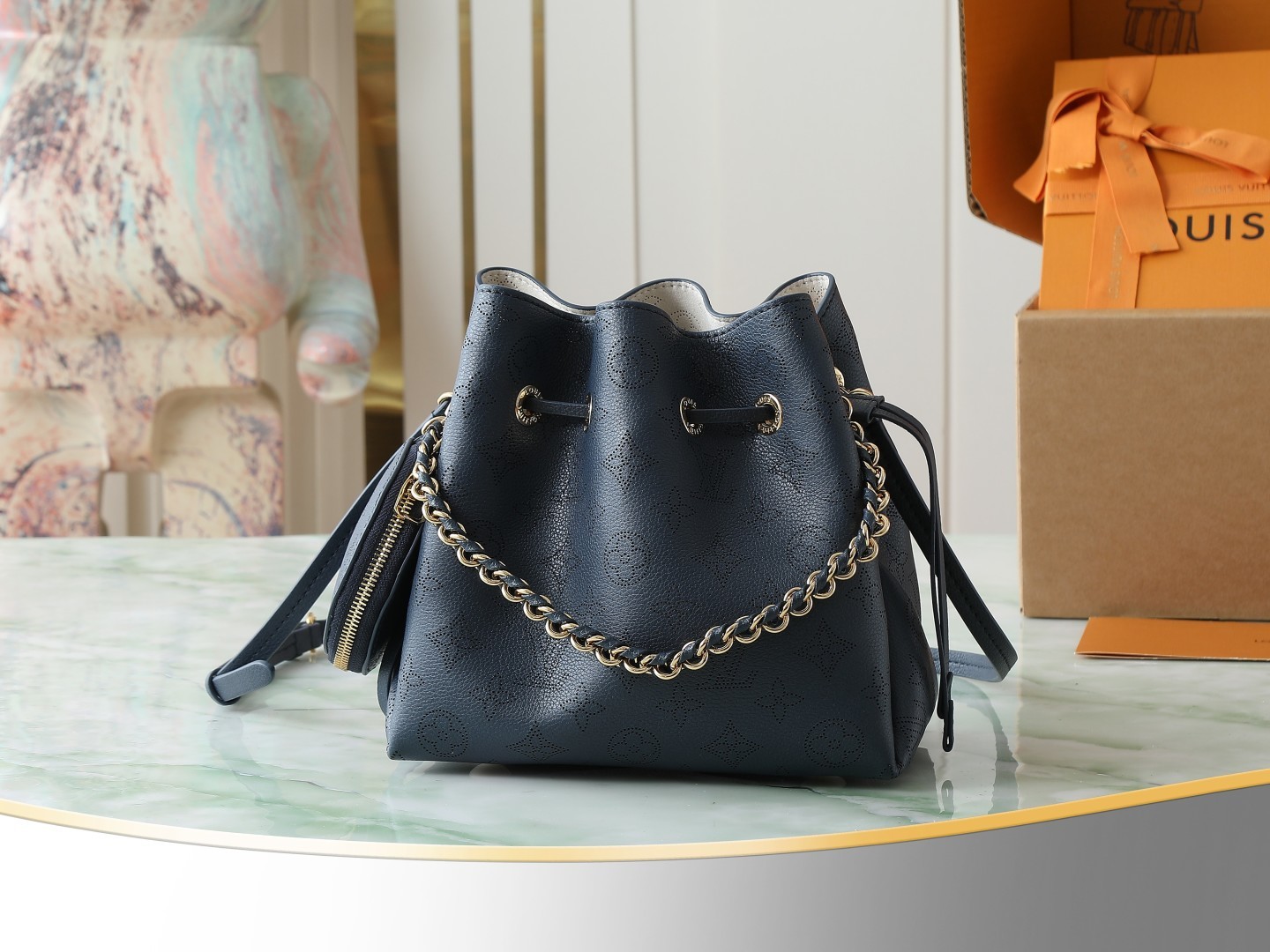 【顶级原单 独家实拍】M14315深蓝/镂空 全皮水桶包 BELLA 手袋 本款 Bella 手袋为 M