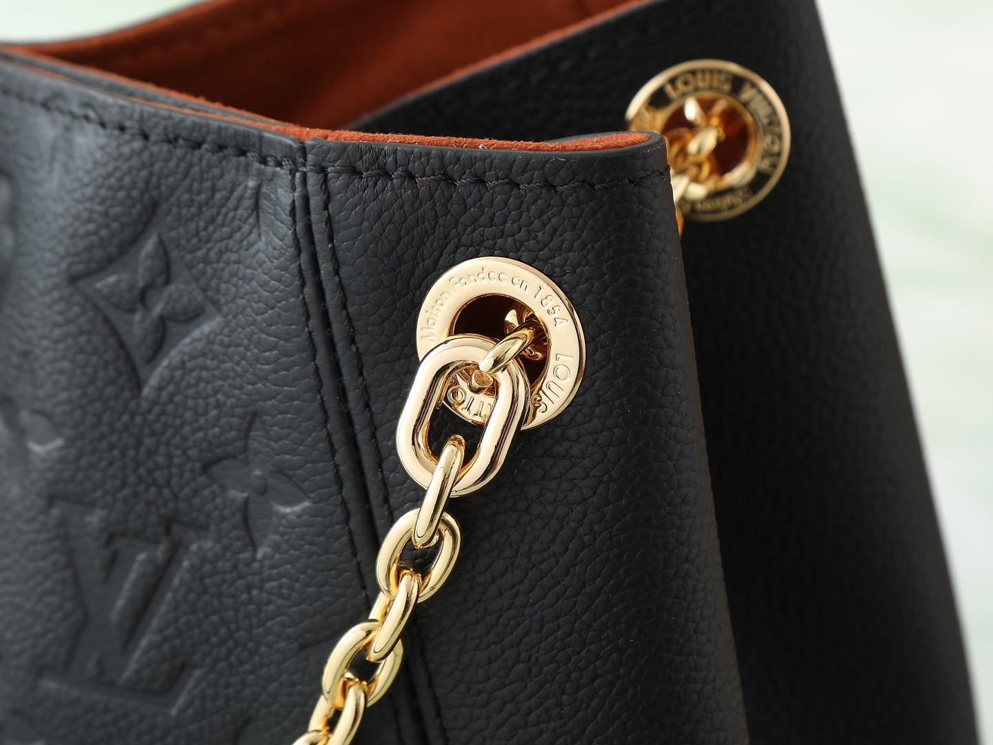 【顶级原单 独家实拍】M14414黑色 本款 Anytime 小号手袋回溯诞生于 1988 年的 Pro