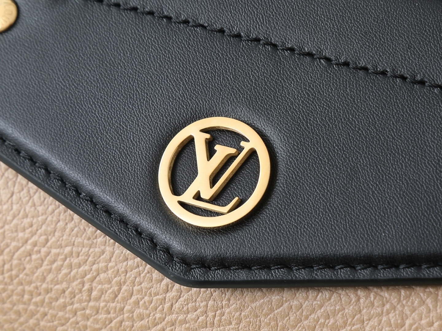 【顶级原单 独实家拍】 M25557浅棕 M14700黑色 M14702灰蓝 本款 LV Biker 中