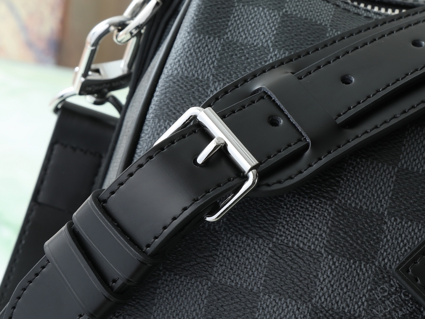 【顶级原单 独家实拍】N41416黑格 KEEPALL 50旅行袋(配肩带)这款以Damier Grap