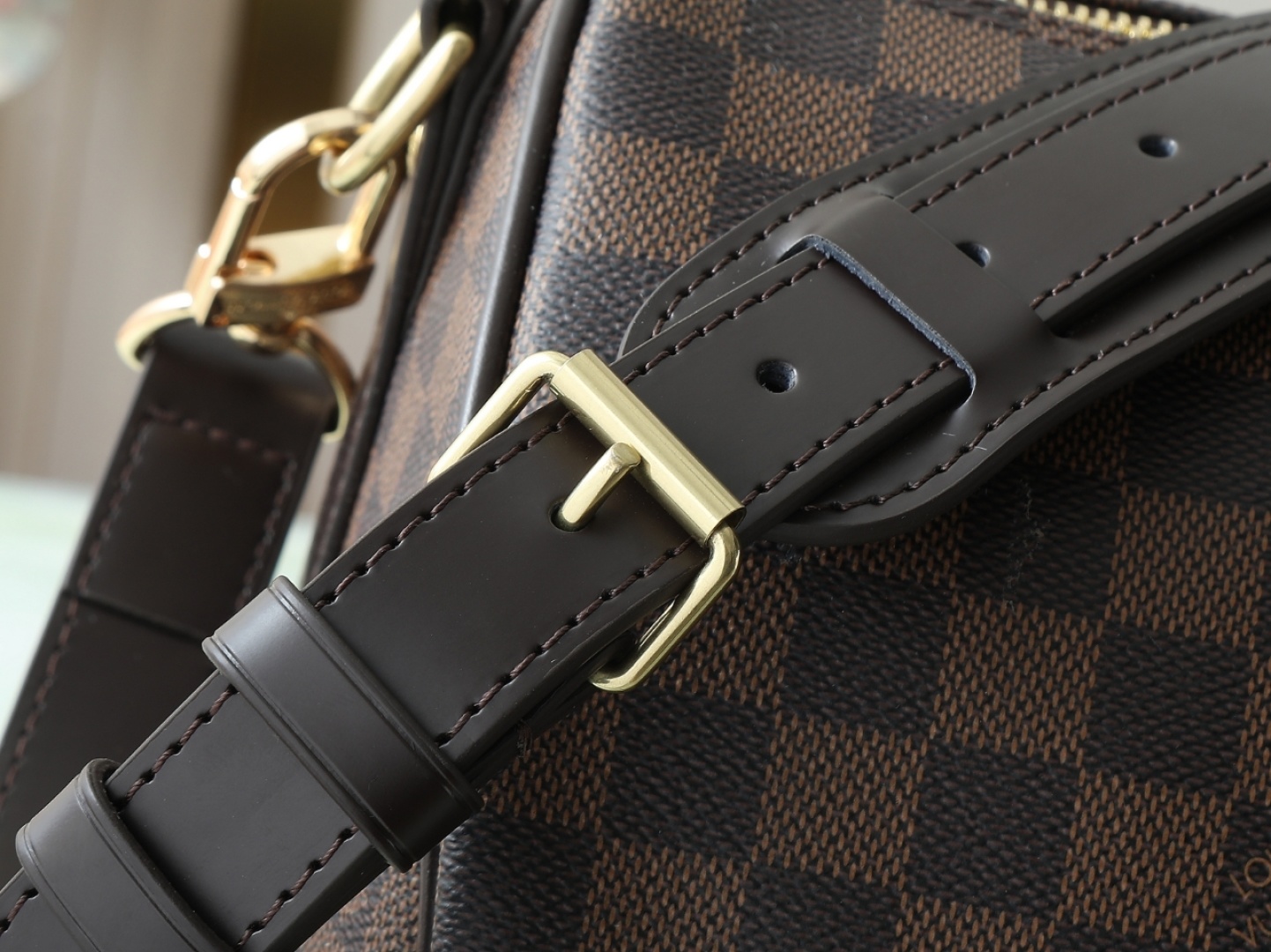 【顶级原单 独家实拍】M41416啡格 KEEPALL 50旅行袋(配肩带)这款以Damier Grap
