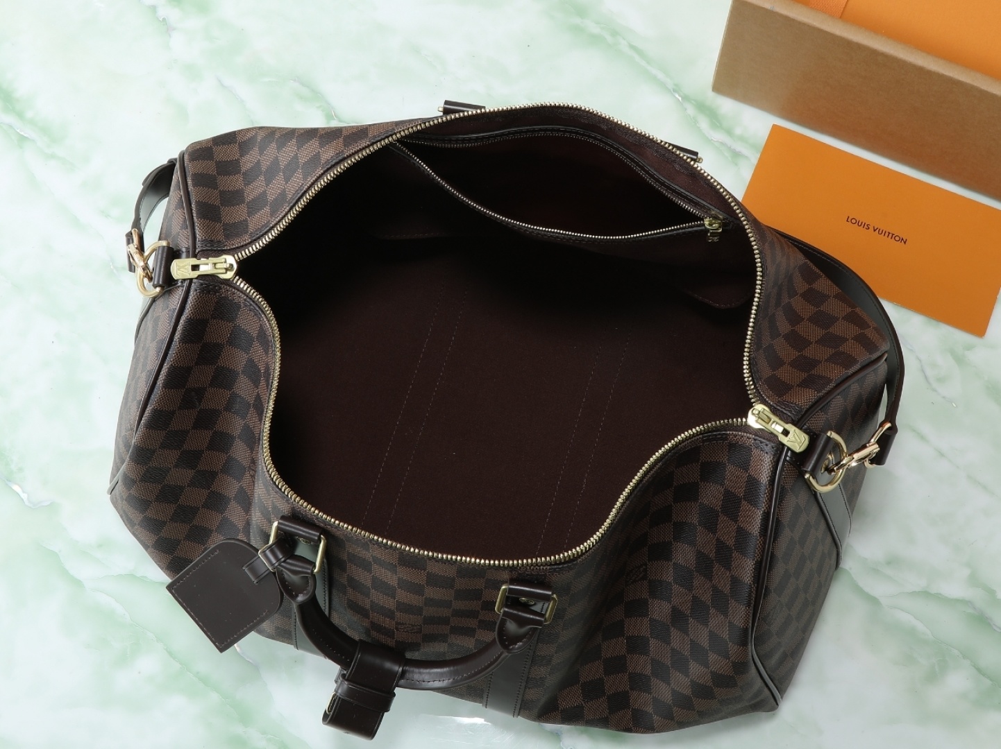 【顶级原单 独家实拍】M41416啡格 KEEPALL 50旅行袋(配肩带)这款以Damier Grap