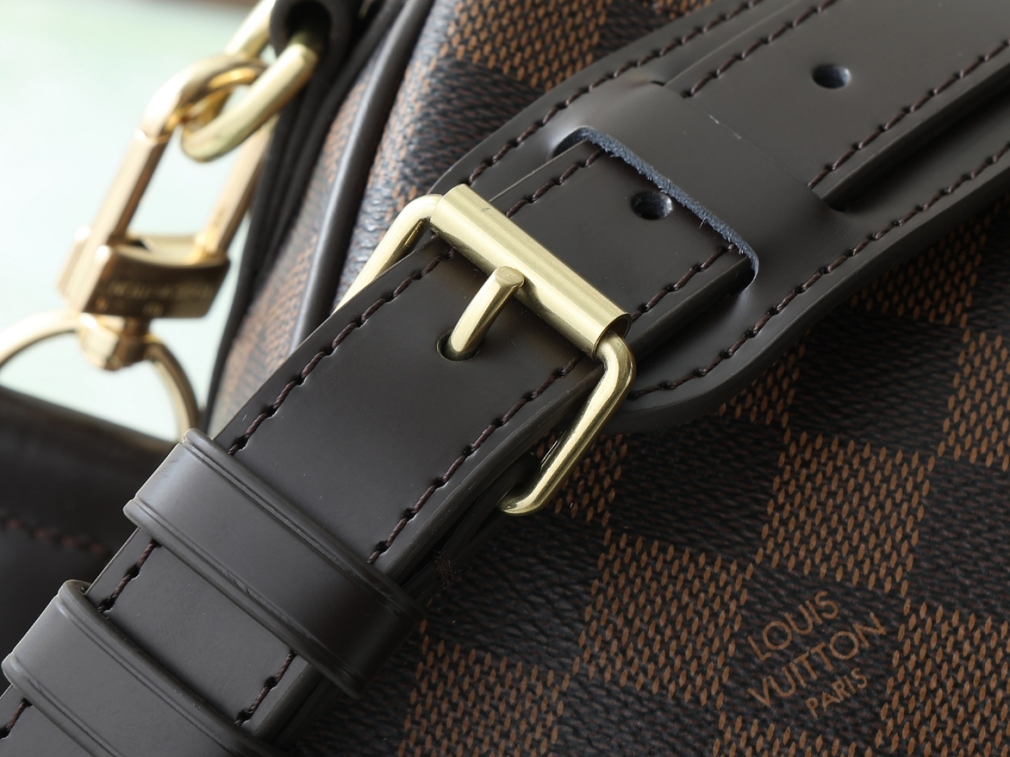 【顶级原单 独家实拍】M41418啡格 KEEPALL 50旅行袋(配肩带)这款以Damier Grap
