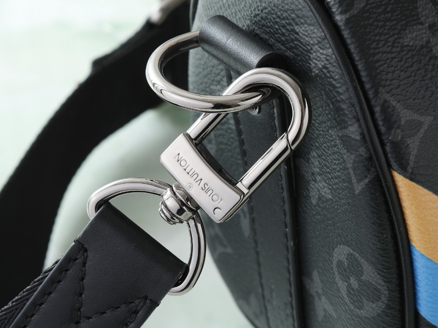 【顶级原单 独家实拍】黑花丝印 男包枕头包 本款 Keepall 25 手袋 取材 Monogram E