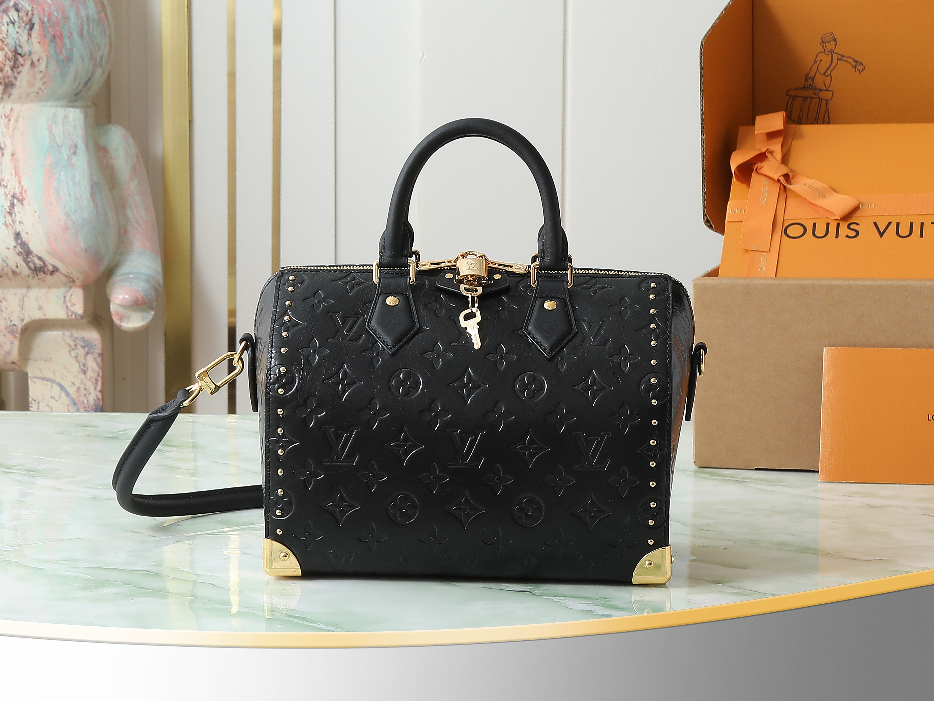 【顶级原单 独家实拍】M26392 黑色 本款,Speedy Trunk 25手袋以现代视角重新诠释经典