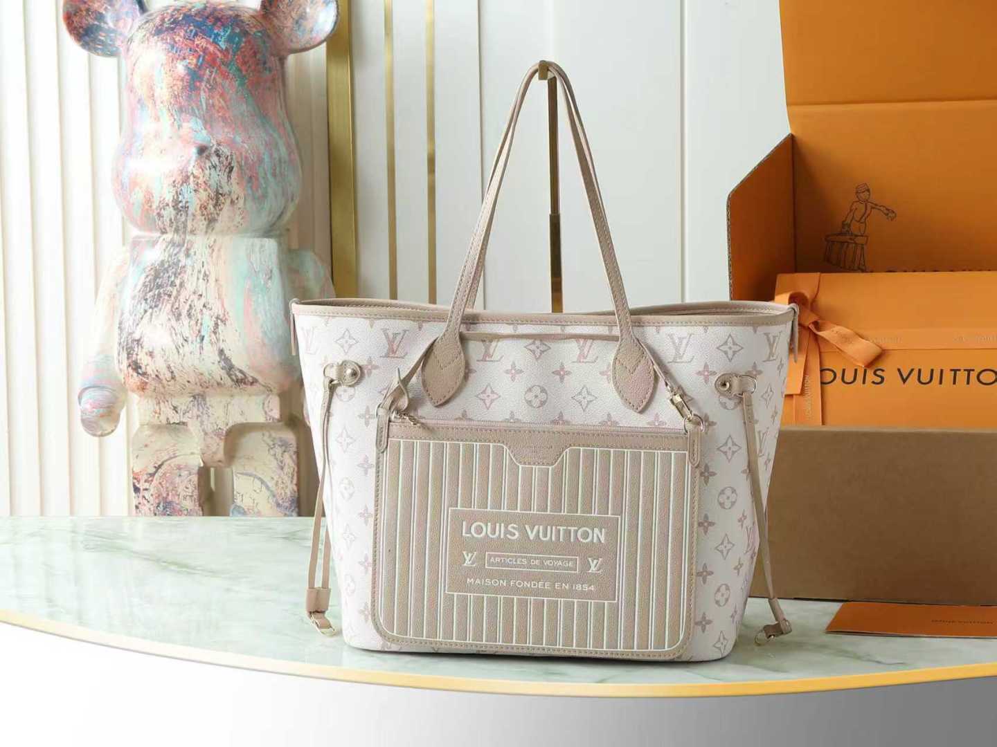 【顶级原单 独家实拍】M25665 沙丘色這款雙面設計的Neverfull Inside Out MM是