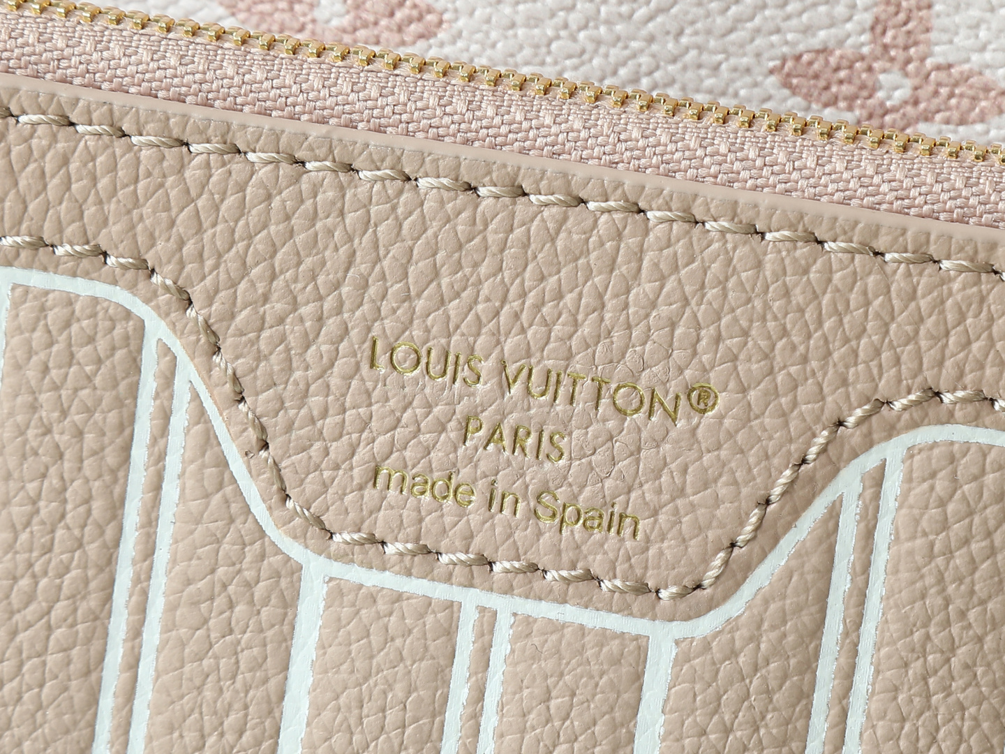 【顶级原单 独家实拍】M25665 沙丘色這款雙面設計的Neverfull Inside Out MM是