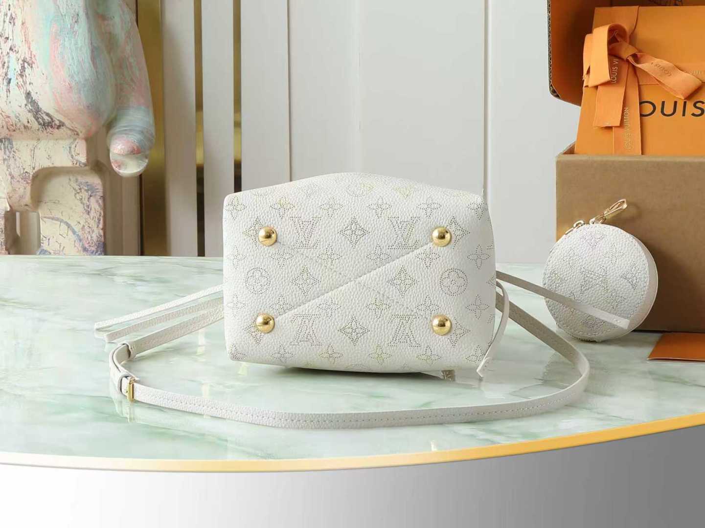 【顶级原单 独家实拍】M15114 本款 Bella 手袋出自 Dream 系列 以镂花皮革呈现 Mon