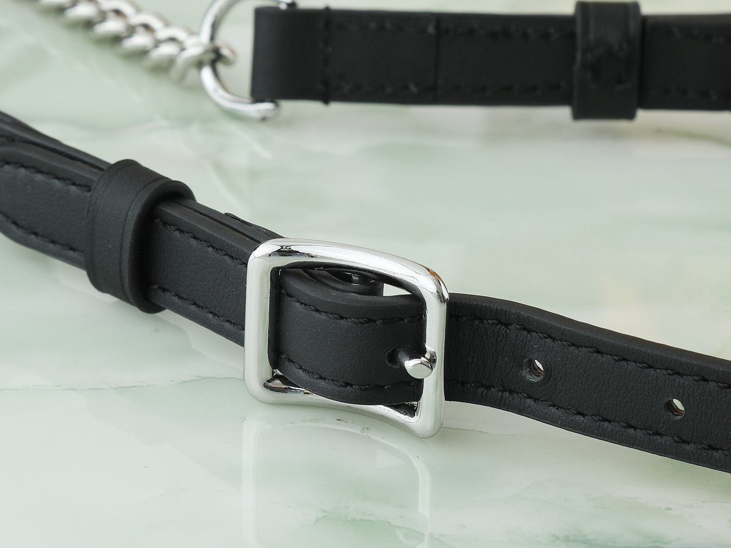 【顶级原单 独家实拍】M25545 這款LV Vibe系列的Off Duty MM手袋兼具實用功能與低調