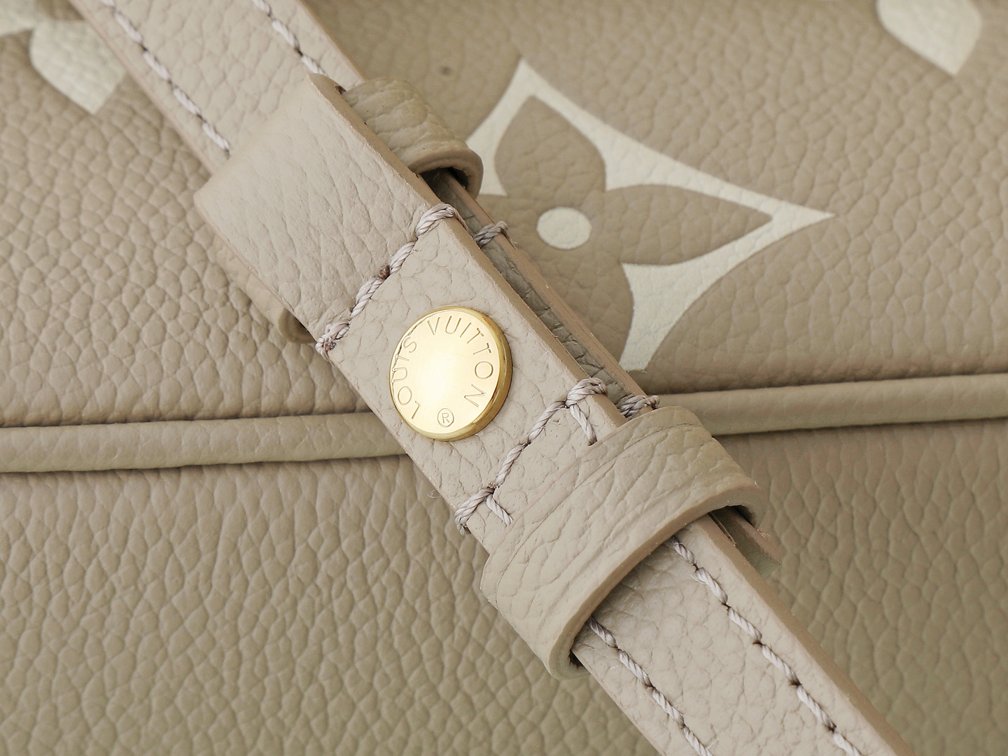 【顶级原单 独家实拍】M82211灰色丝印全皮链条包系列 Wallet On Chain Ivy 手袋取