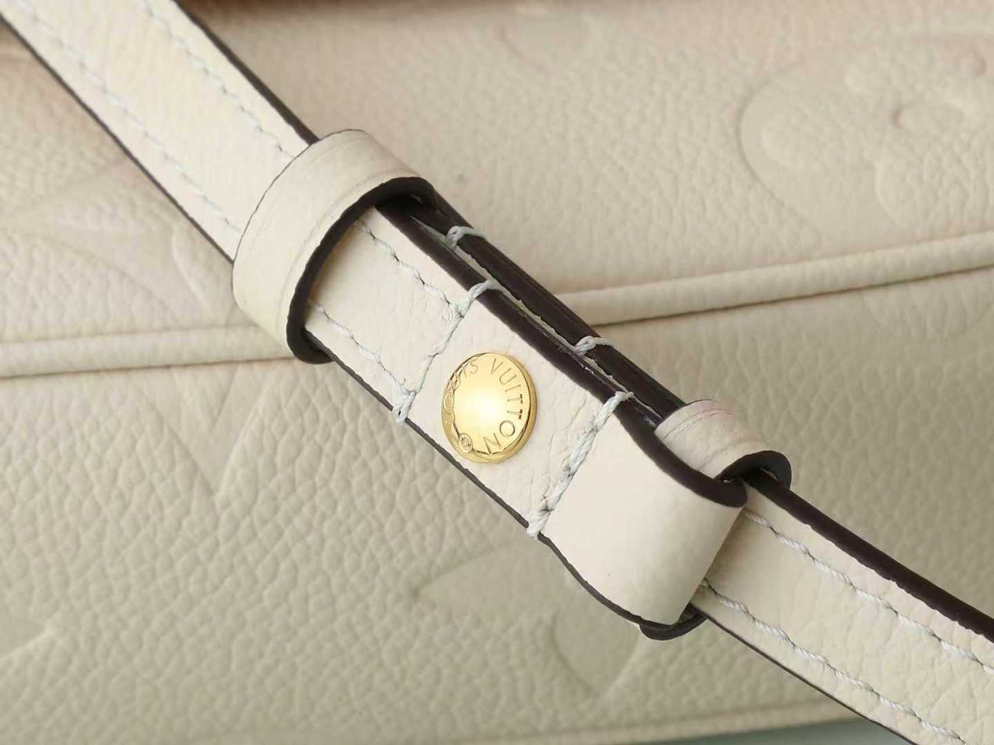 【顶级原单 独家实拍】M82210米白色全皮链条包系列 Wallet On Chain Ivy 手袋取材