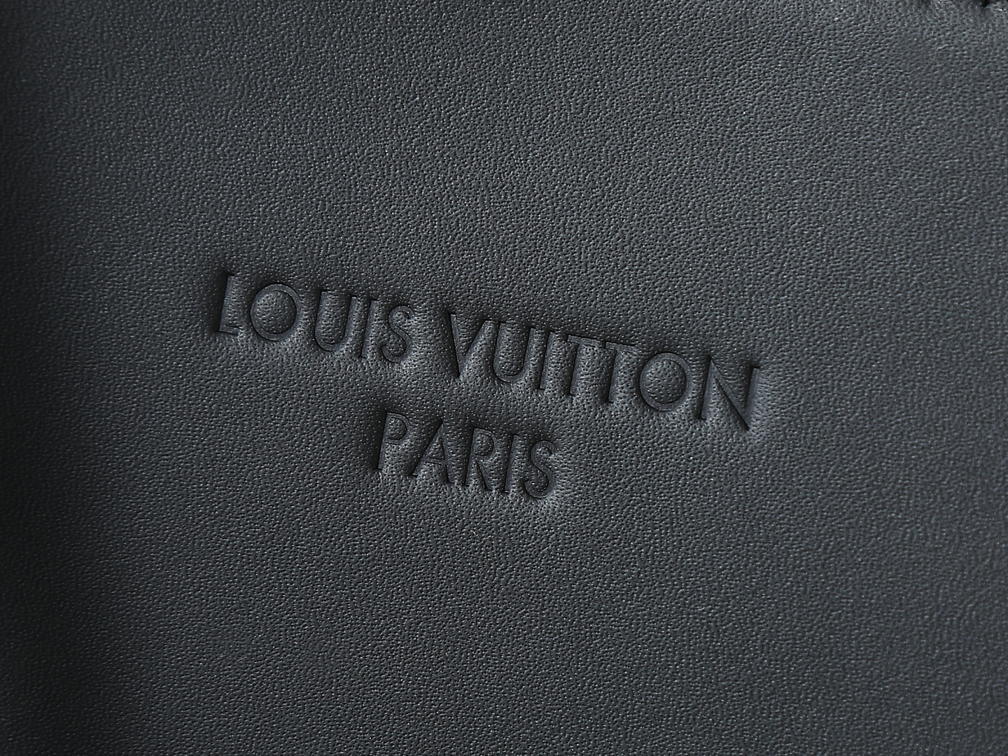 【顶级原单 独家实拍】M25575黑色Avenue MM(Avenue MM)是格兰帕莱手提包的现代替代