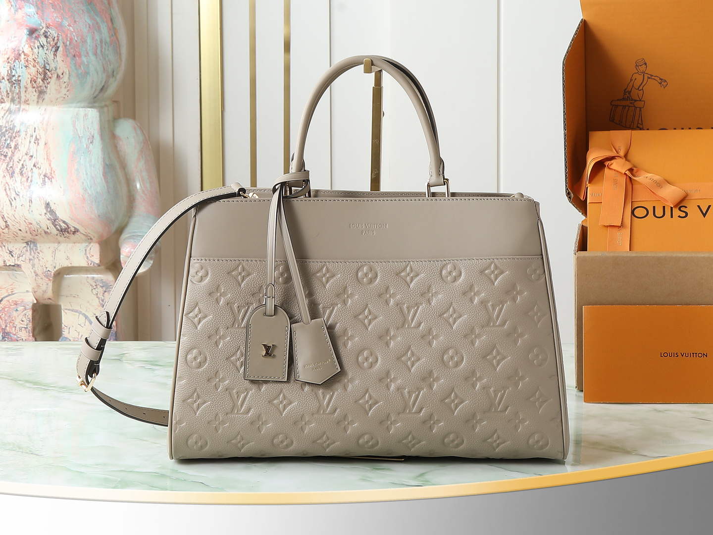 【顶级原单 独家实拍】M25575灰色Avenue MM(Avenue MM)是格兰帕莱手提包的现代替代