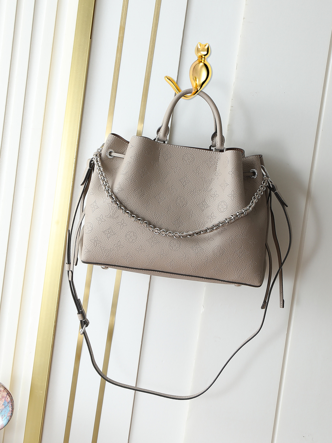 M59201 bolso de mano de piel con cadena bolso Bella Tote Ys