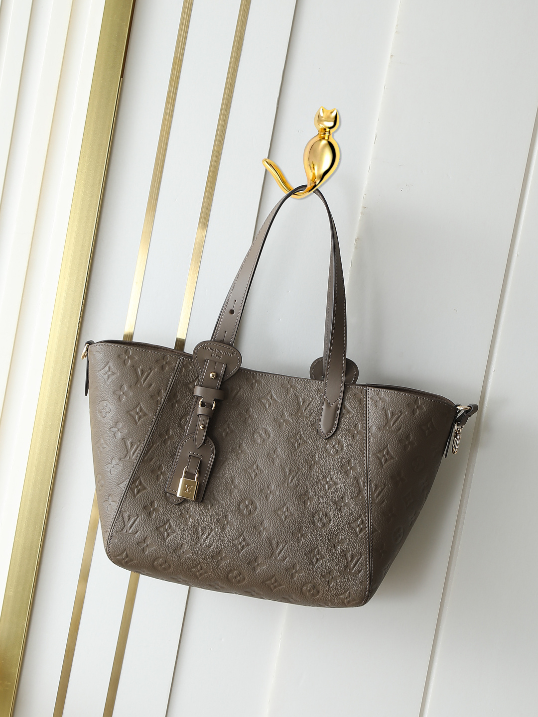 M25890 Bolso pequeño todo en uno verde oliva