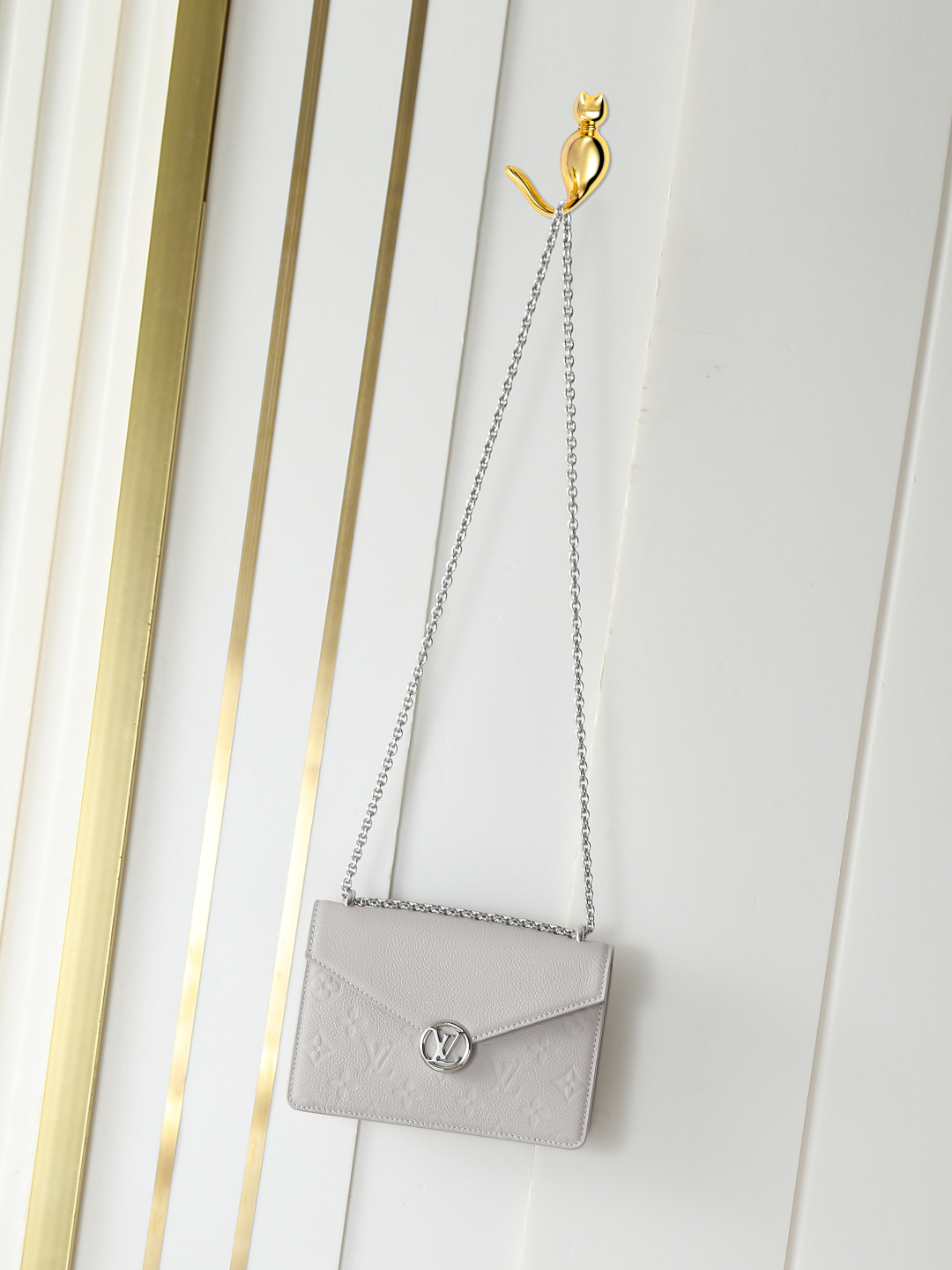 M13570 gris Portefeuille chaîne Serie de bolsos con cadena Rosy