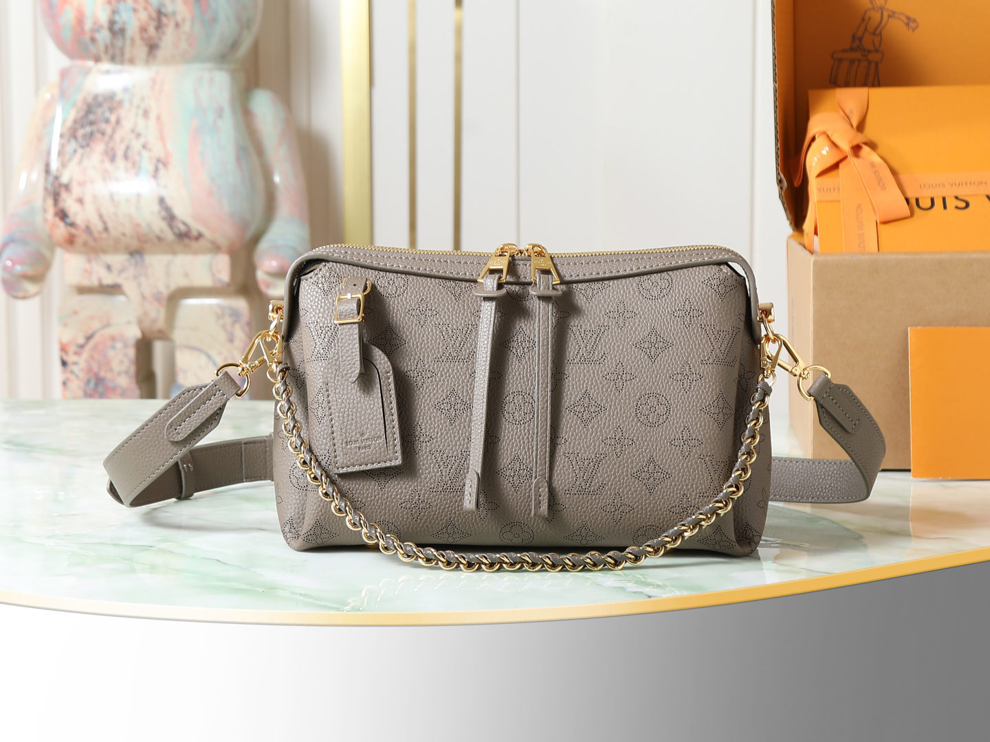 Louis Vuitton Mahina Hand It All Small Bag Olive Green M25904