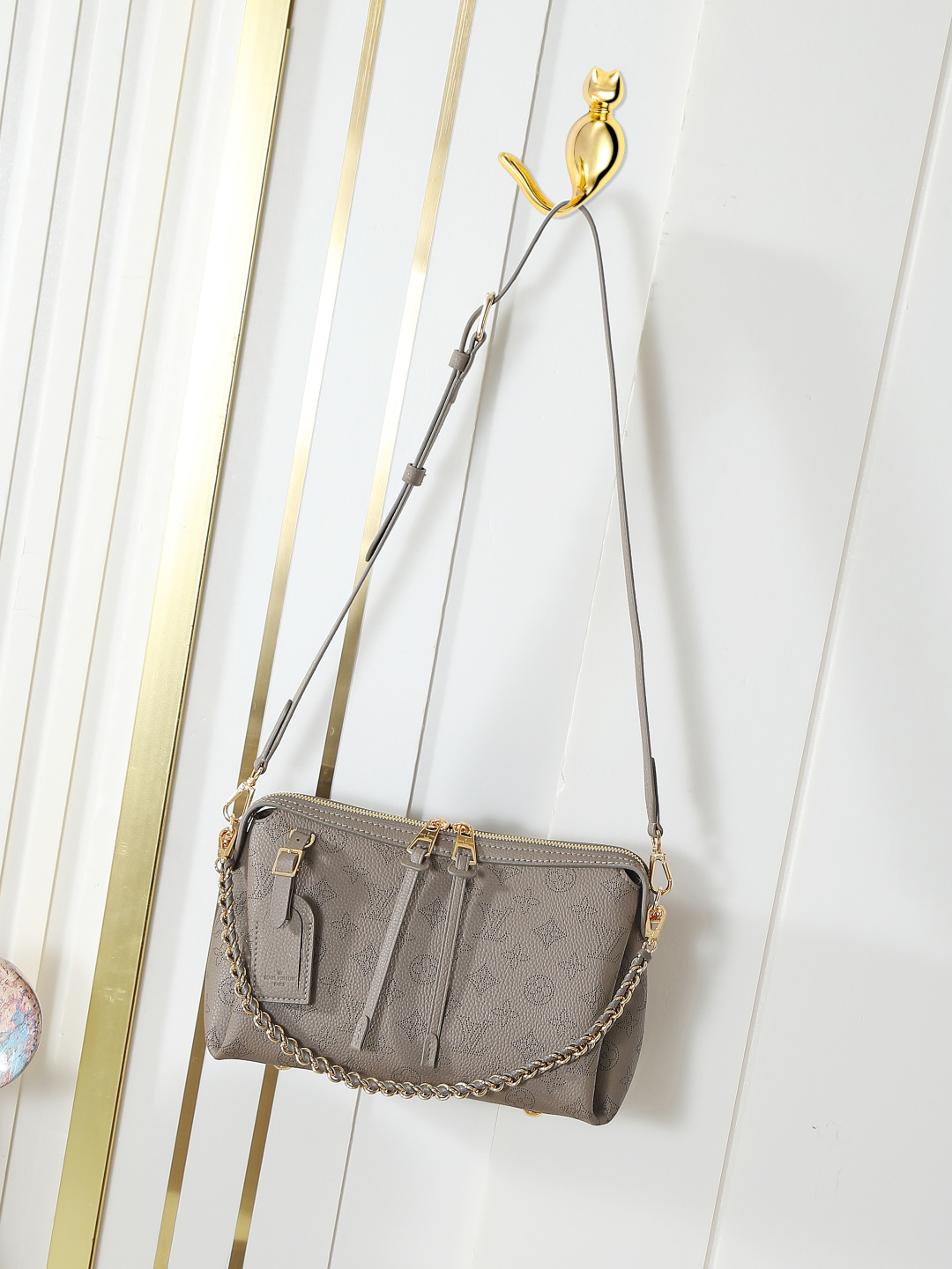 M25904 bolso de cadena hueca de cuero verde oliva Hand It All bolso pequeño