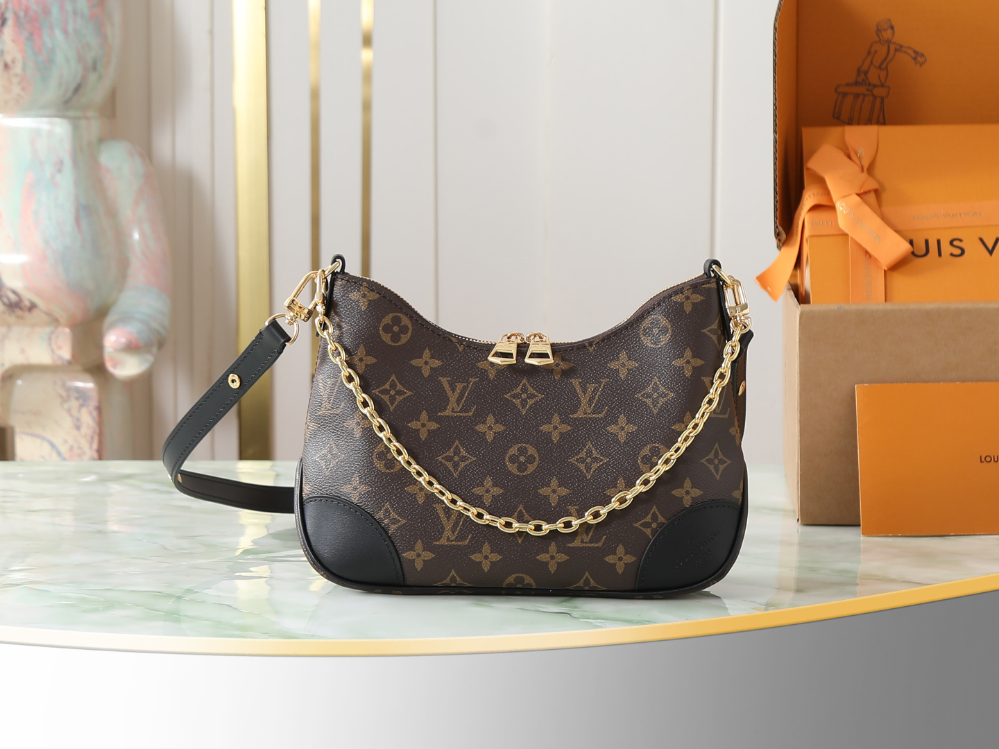 P440 [Pedido original superior, toma real exclusiva] M45831 Bolso pequeño Odeon con presbicia y cuero negro, …