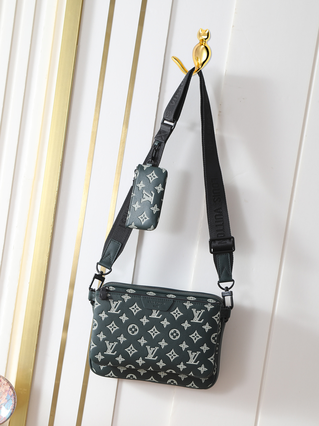 M27154 Bolso de hombre totalmente de cuero verde oscuro conjunto de tres piezas Bolso mensajero Trio Messenger