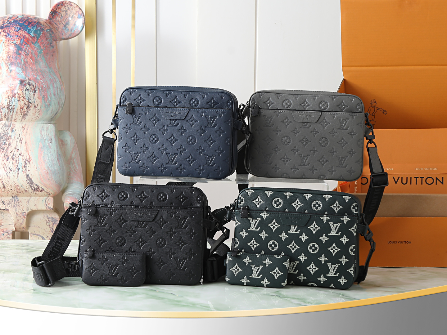 M27154 Juego de bolsos de hombre de tres piezas totalmente de cuero verde oscuro Bolso bandolera Trio Messenger M27925 …