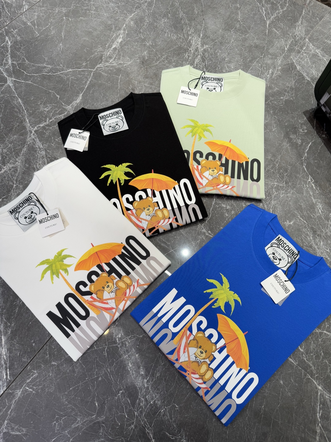 Moschino Street Style Cotton T-Shirt: Graphic Prints, Soft Cotton, Various Colors